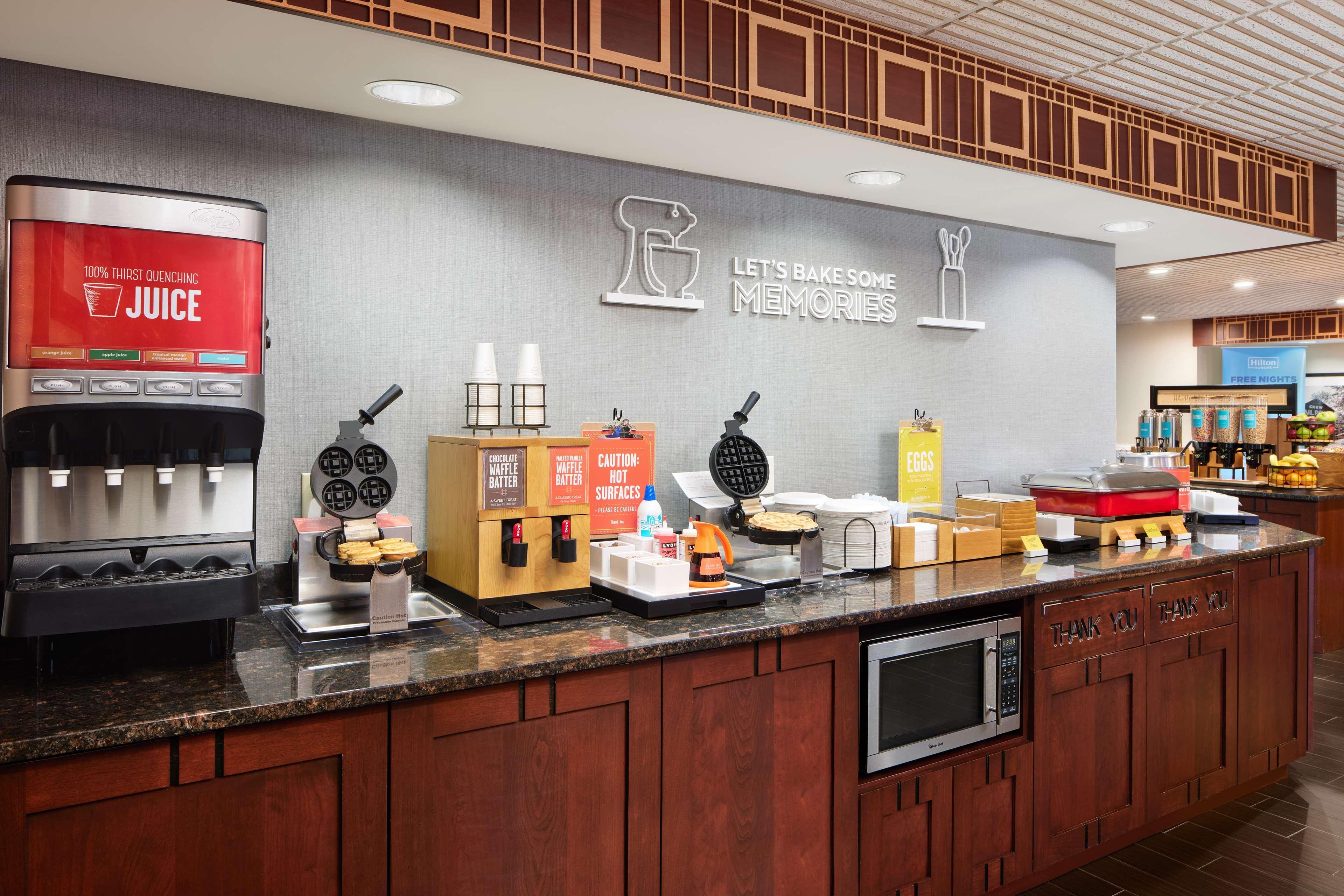 Hampton Hotel 3*